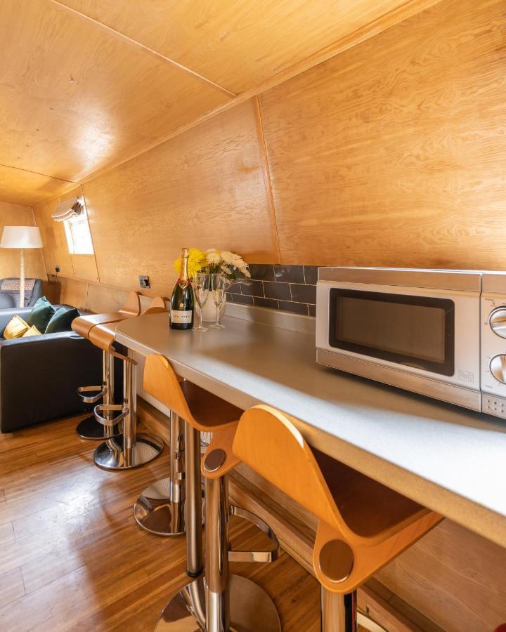 Edinburgh - Houseboats Hotel Exterior foto