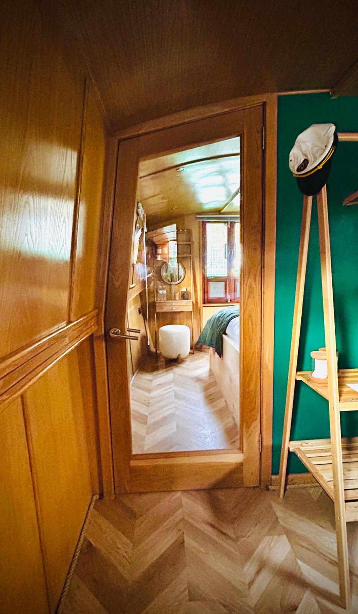 Edinburgh - Houseboats Hotel Exterior foto