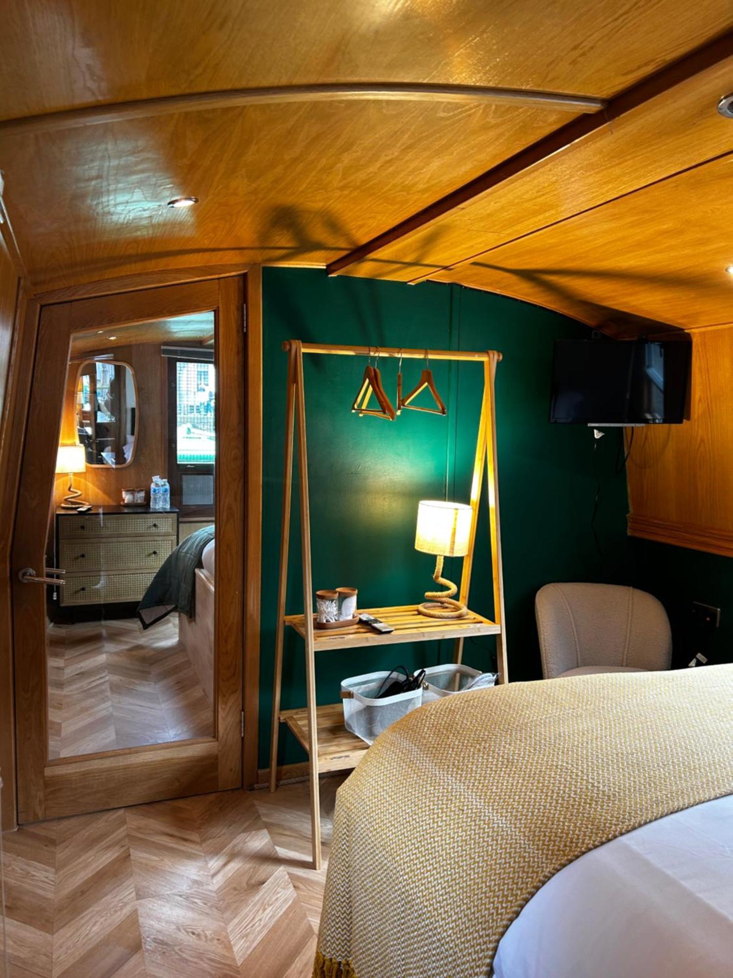 Edinburgh - Houseboats Hotel Exterior foto
